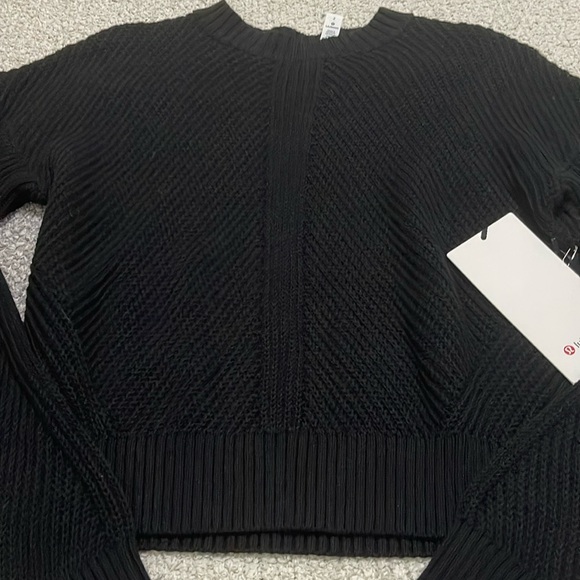 NWT- Lululemon - 2. New Heights Sweater - Picture 3 of 10